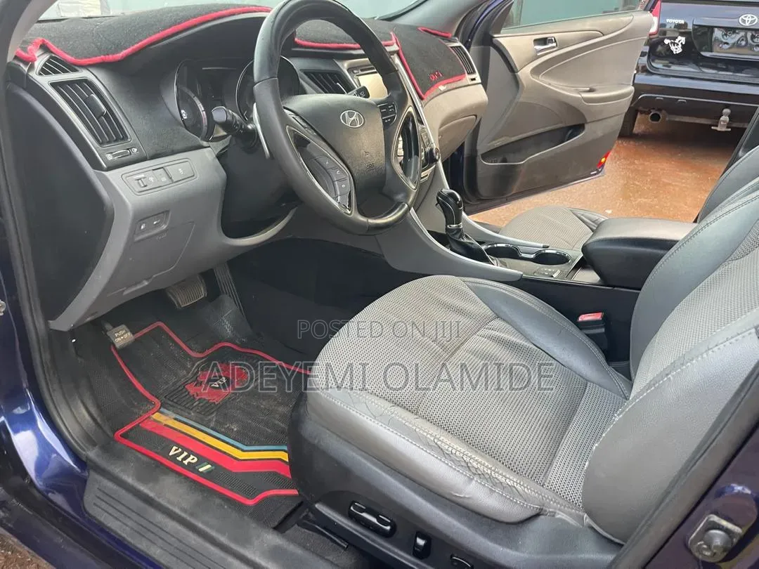 Hyundai Sonata 2013 Blue