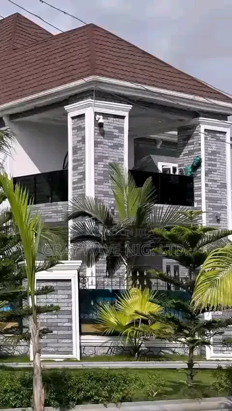Furnished 6bdrm Duplex in Idu for sale
