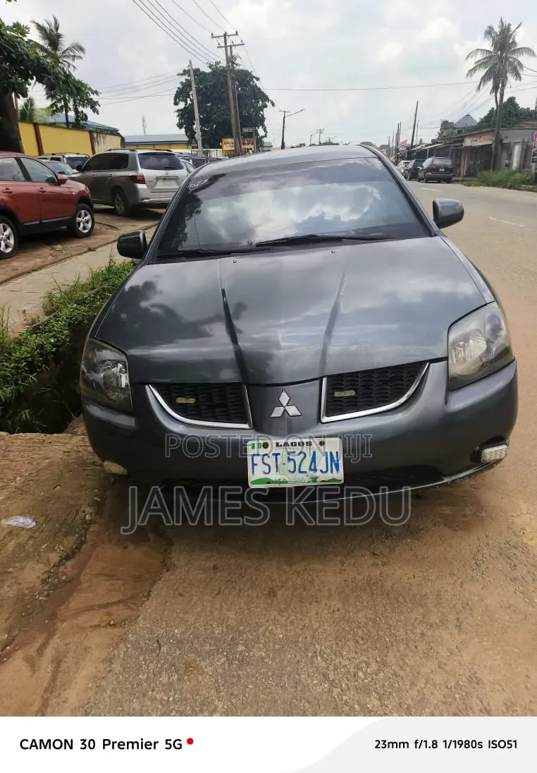 Mitsubishi Galant 2009 Gray