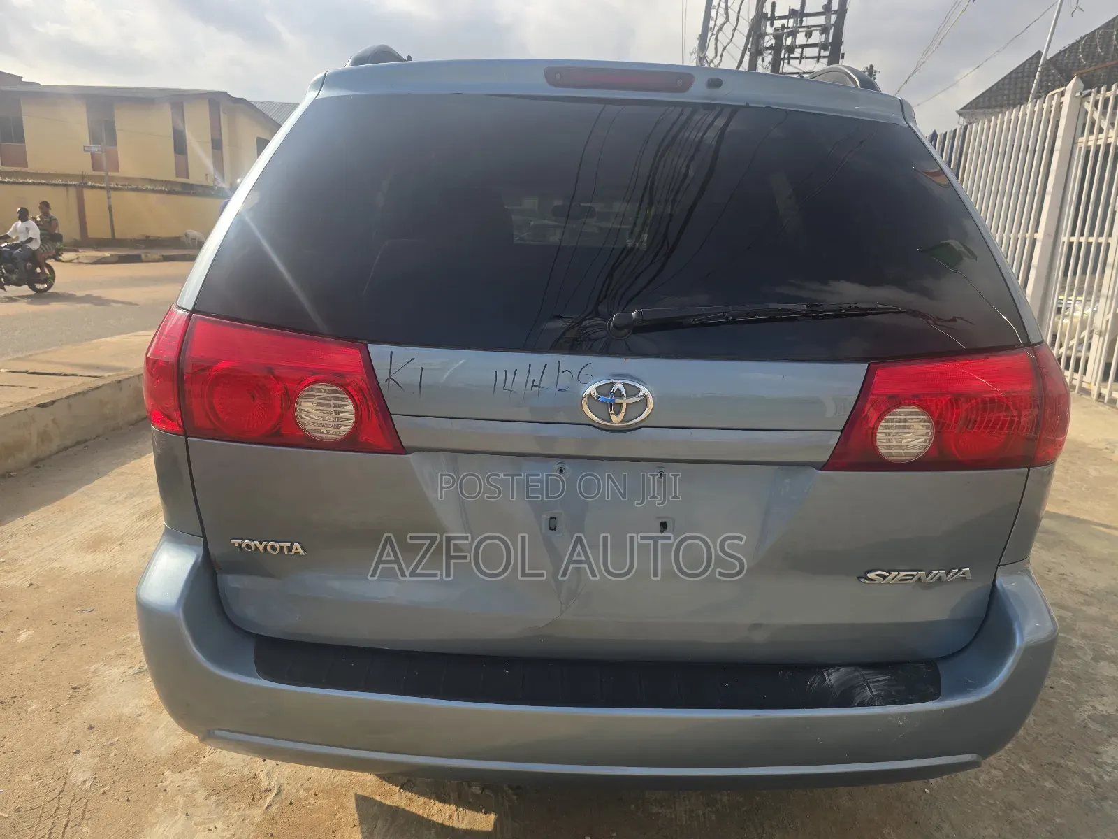 Toyota Sienna LE FWD 2006 Blue