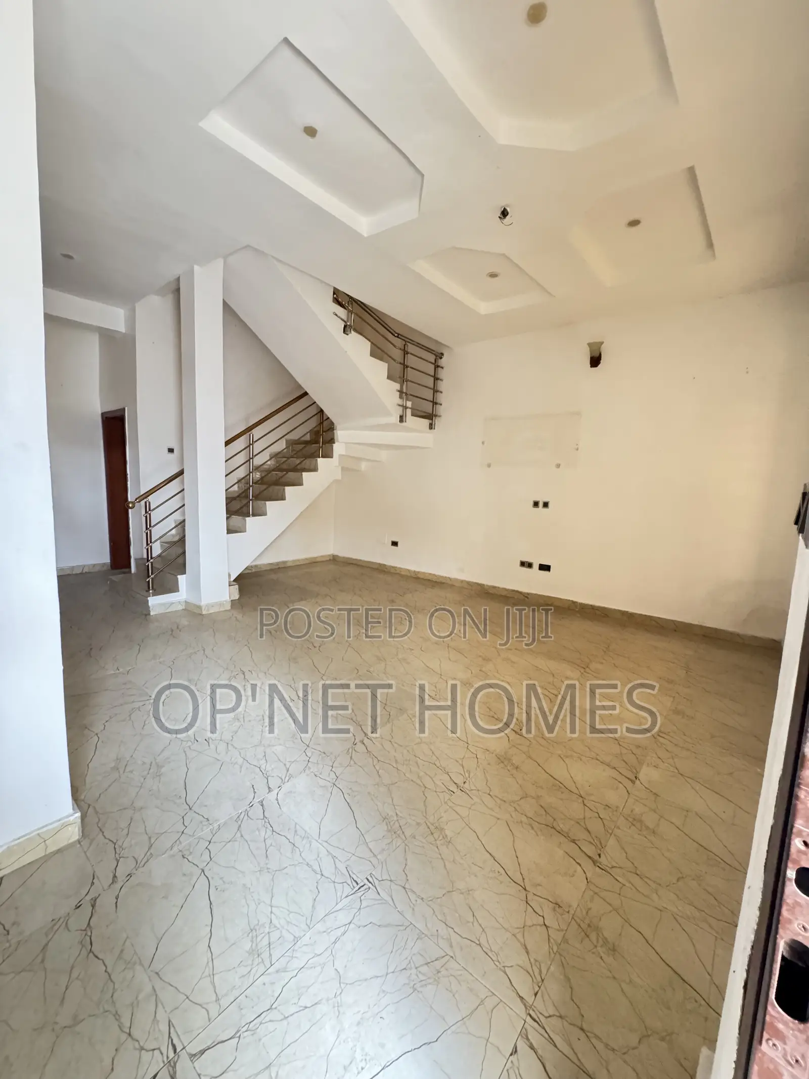 4bdrm Duplex in Chevron, Lekki for sale