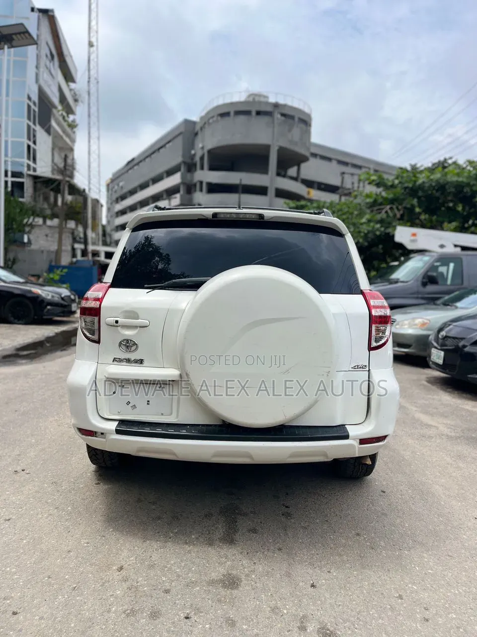 Toyota RAV4 2011 White