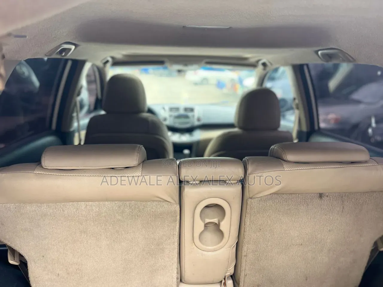 Toyota RAV4 2011 White