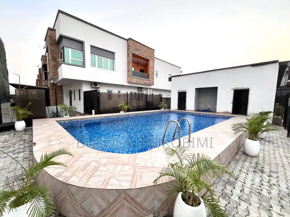 Exquisite 4 Bedroom Sea View Service Apartment Ikate