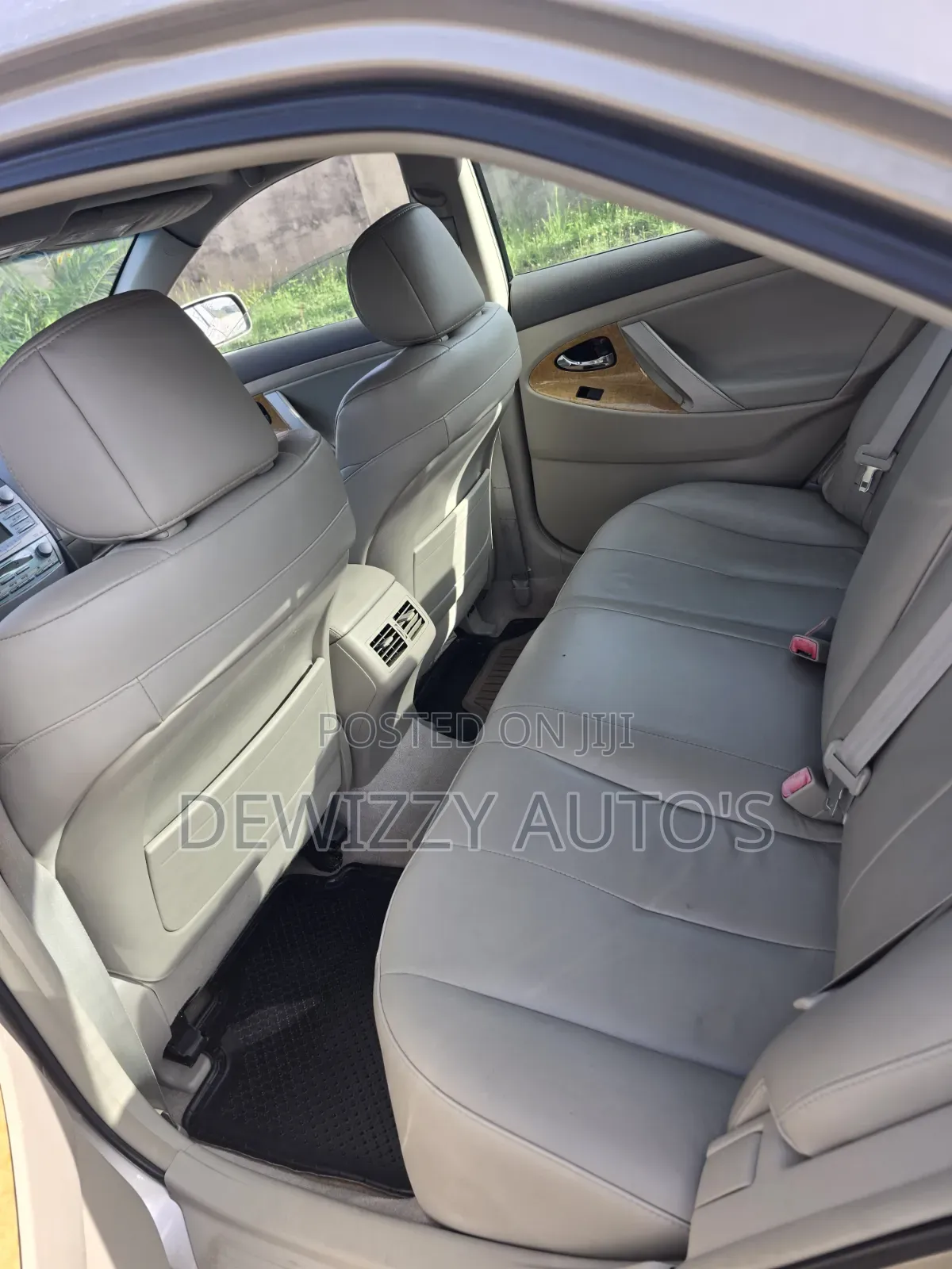 Toyota Camry XLE V6 4dr Sedan (3.5L 6cyl 6AM) 2008 Gold