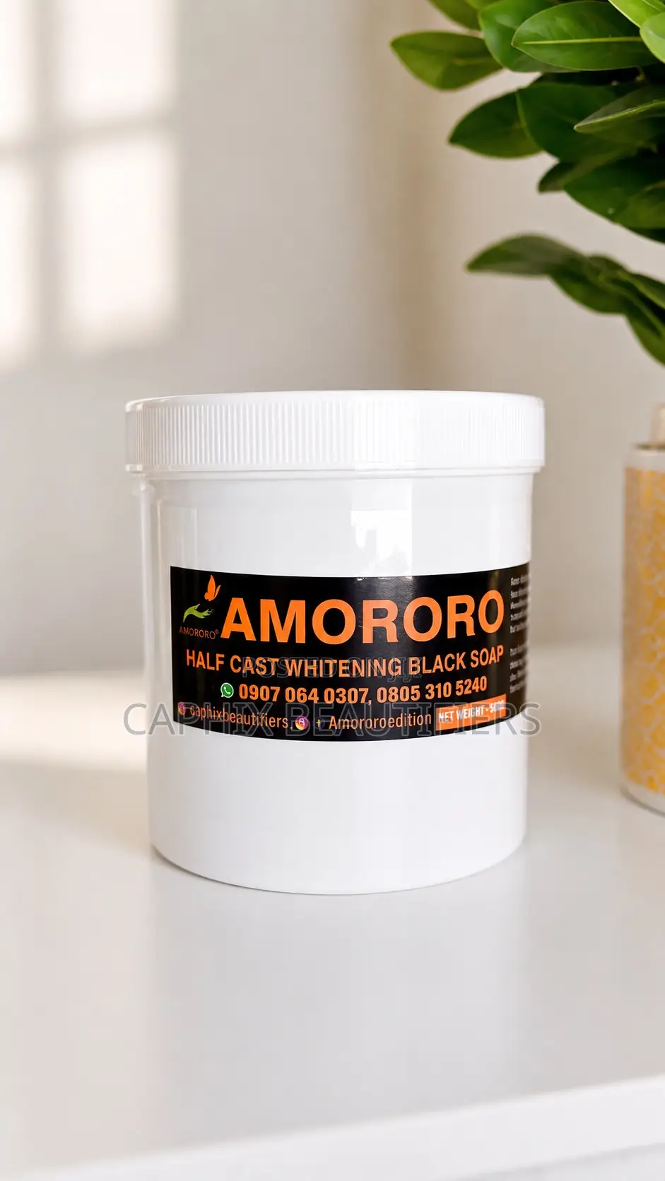 Amororo Halfcast Whitening Black Soap 1lt