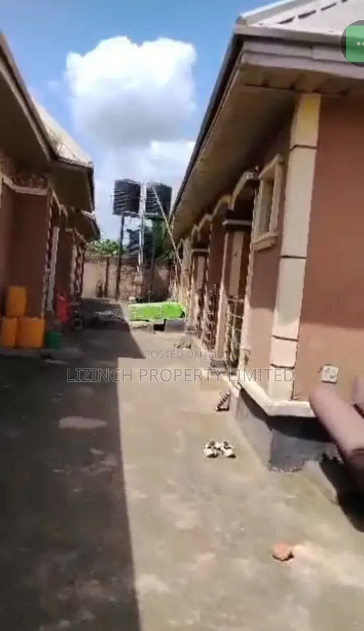 12bdrm Block of Flats in Benin City for sale