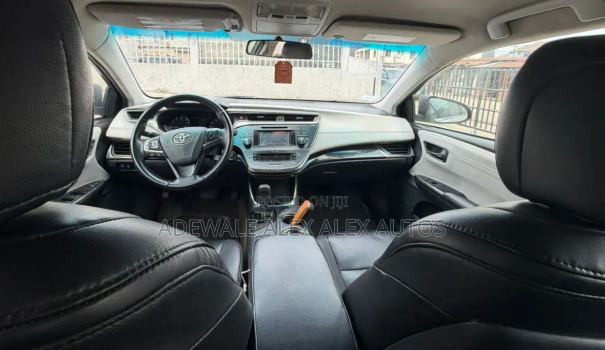 Toyota Avalon 2013 Silver