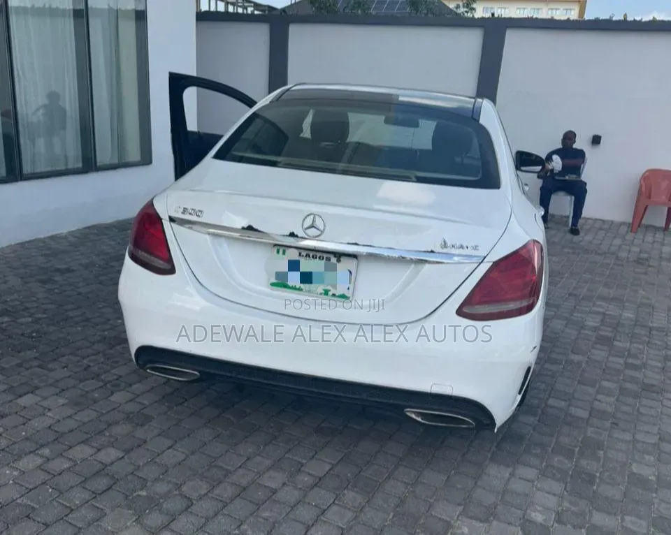 Mercedes-Benz C300 2016 White