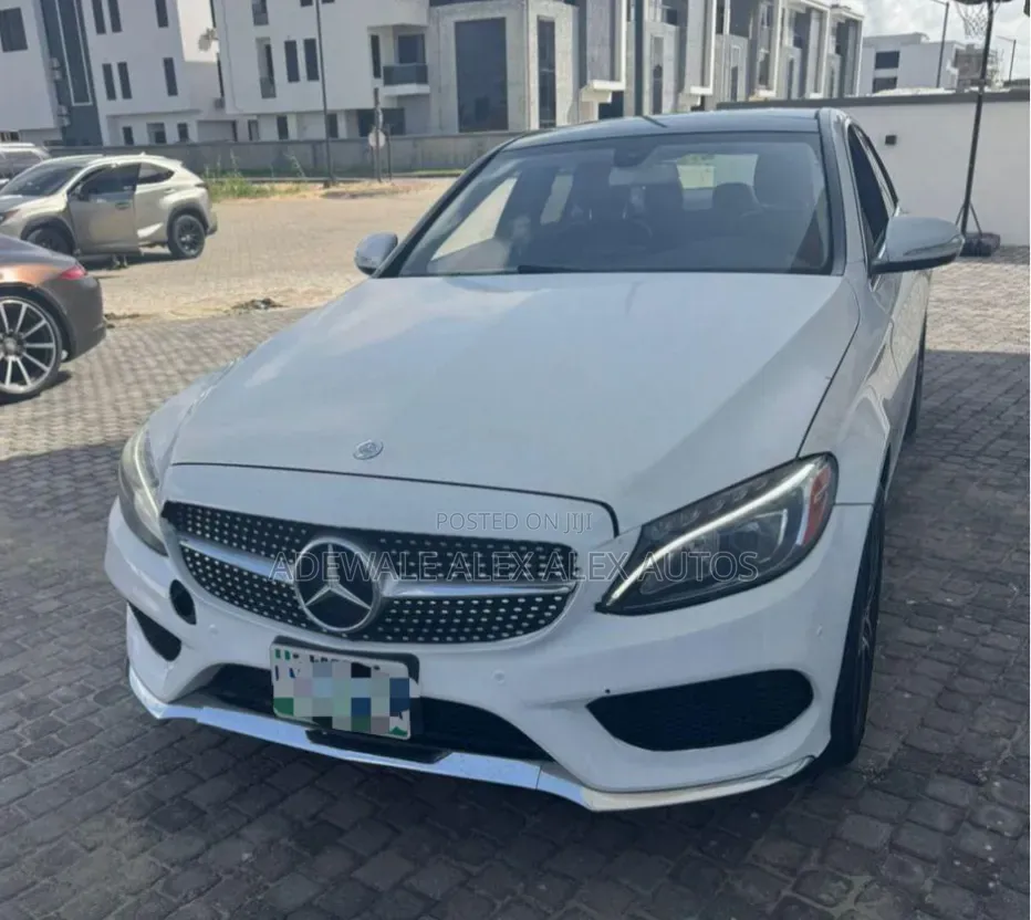 Mercedes-Benz C300 2016 White