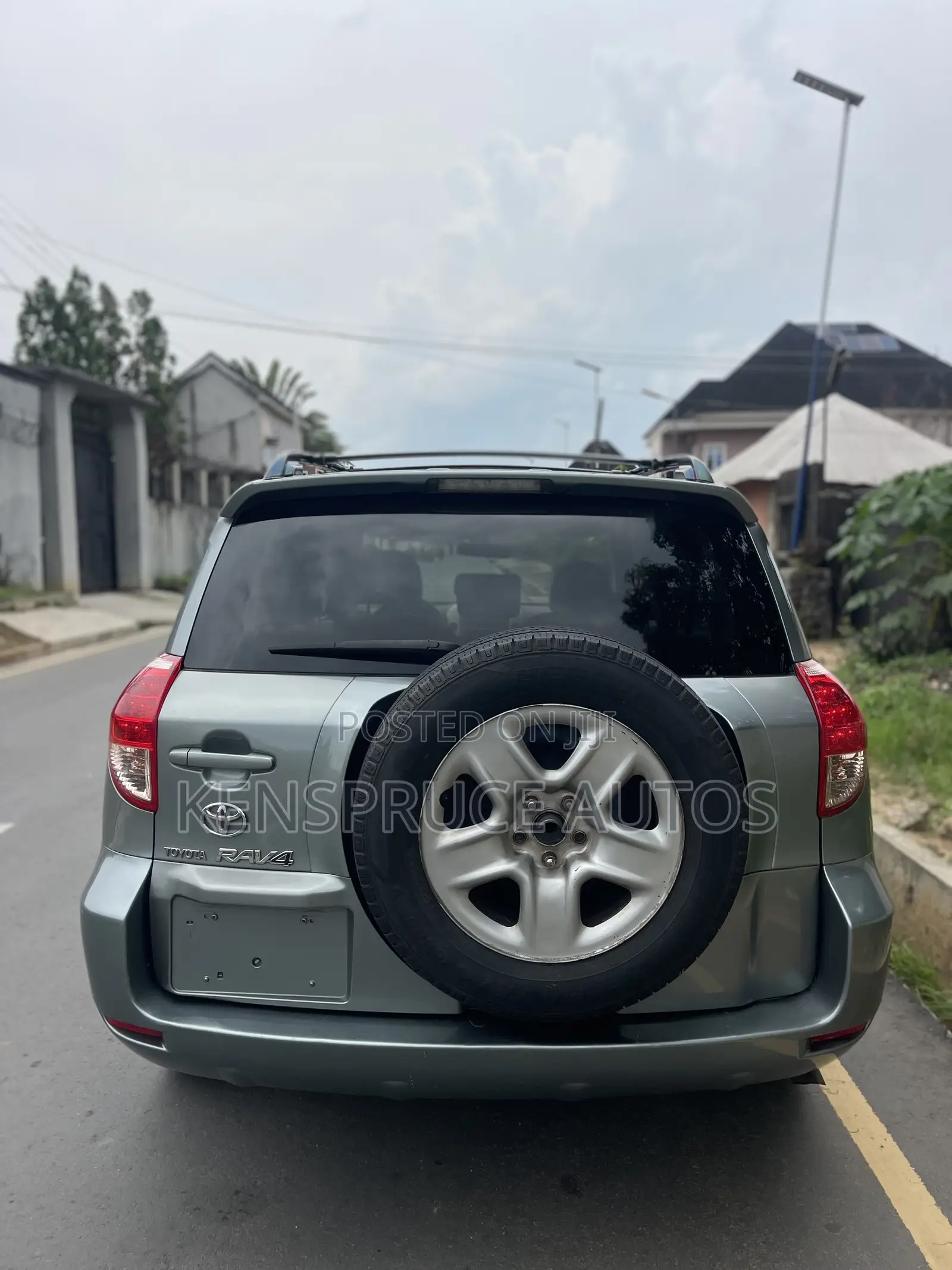 Toyota RAV4 2.4 2008 Green