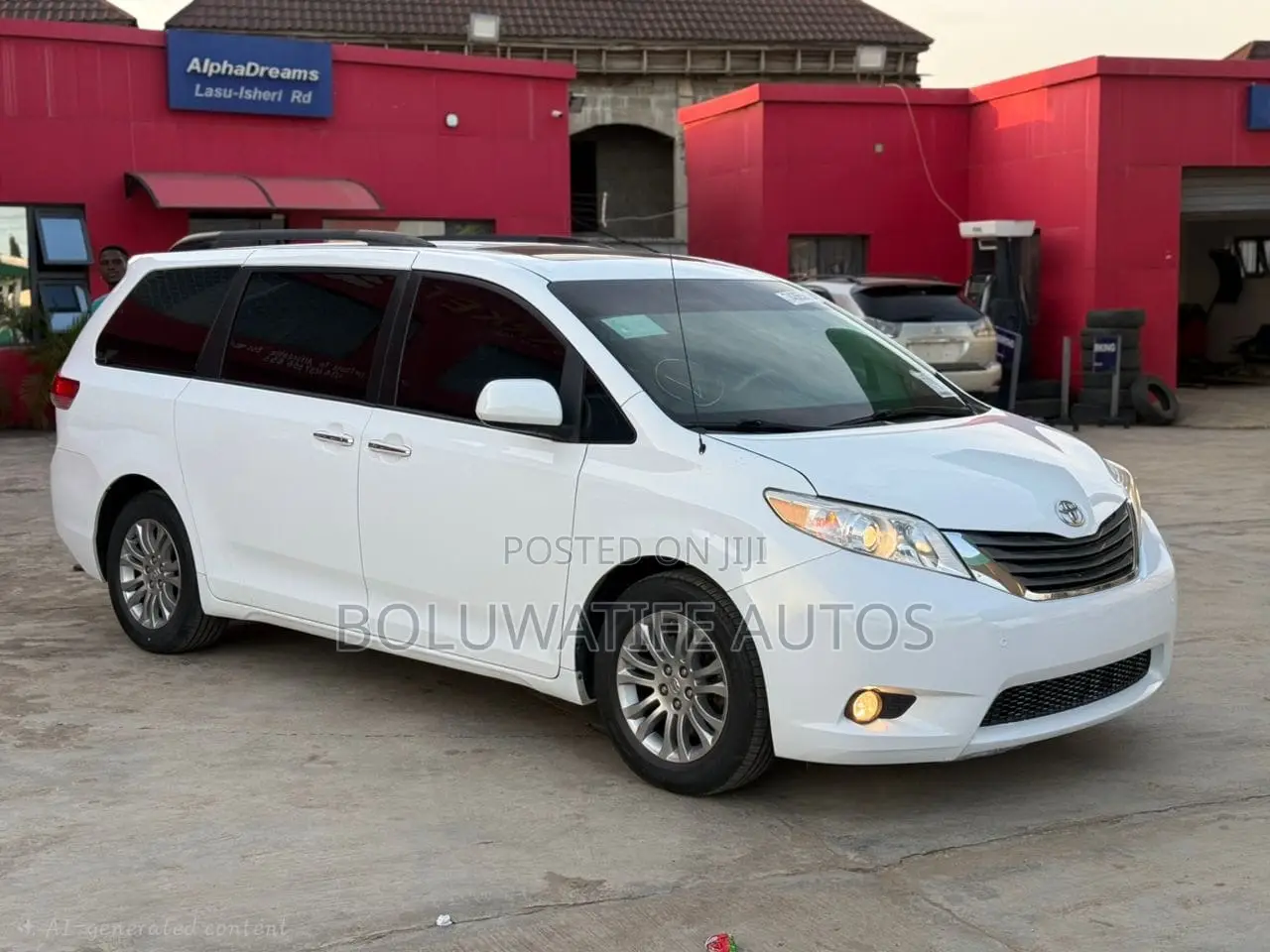 Toyota Sienna Limited 7-Passenger 4dr Minivan AWD (3.5L 6cyl 6A) 2014 White