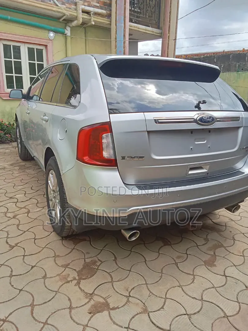 Ford Edge 2012 Silver