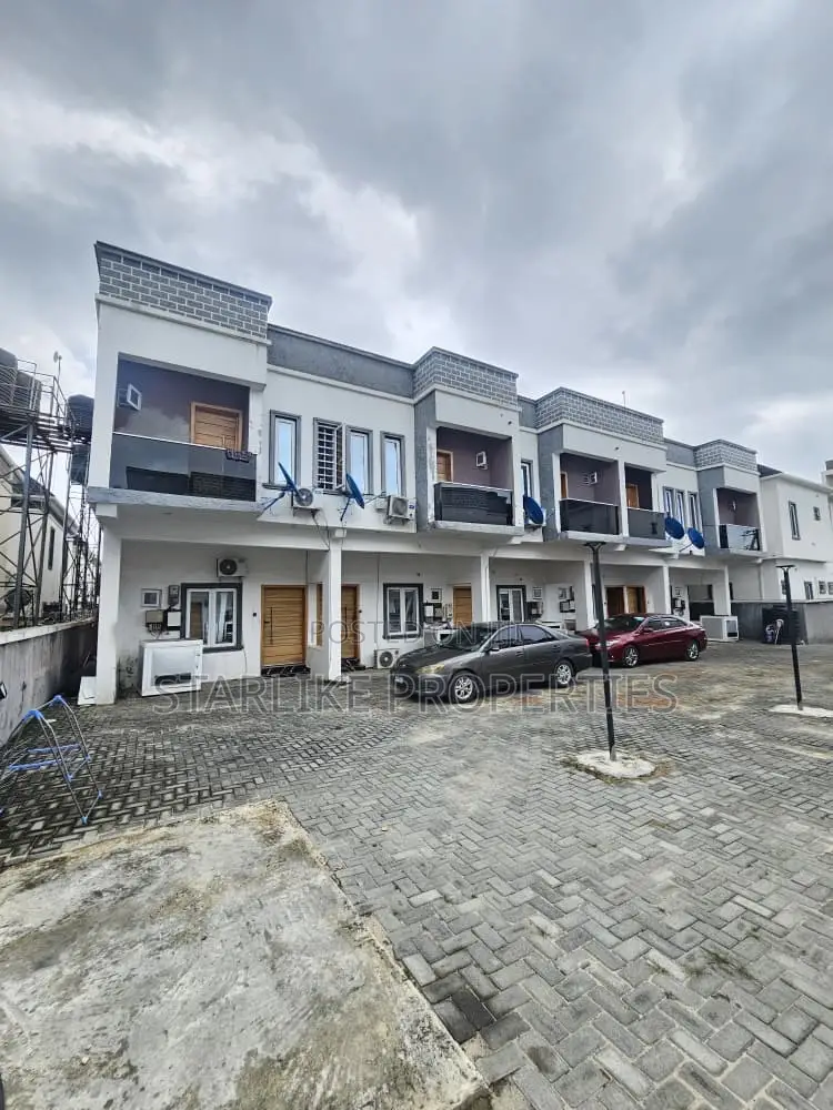 3bdrm House in Ikota for sale