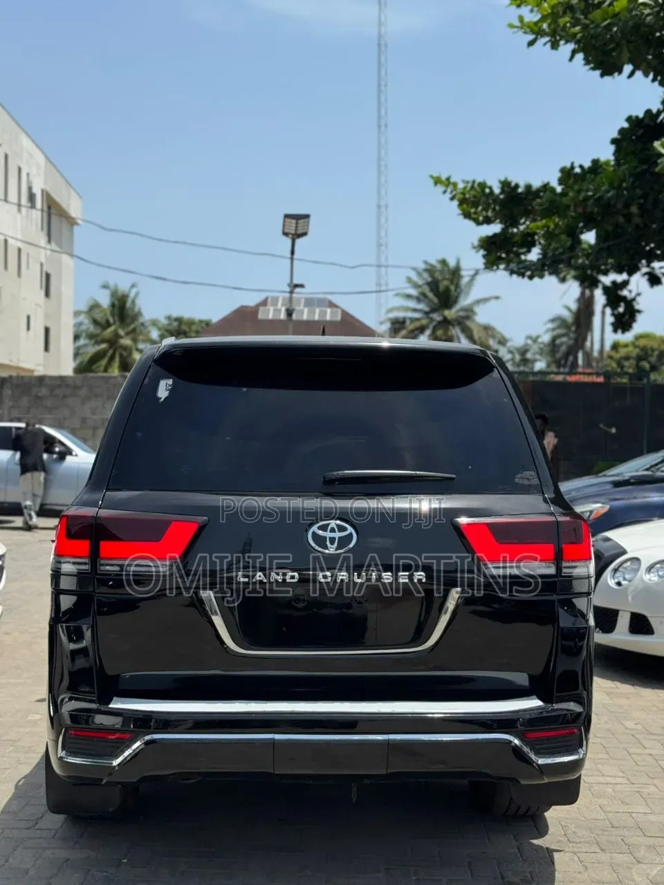 Toyota Land Cruiser 2012 Black