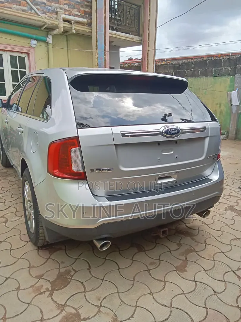 Ford Edge 2012 Silver