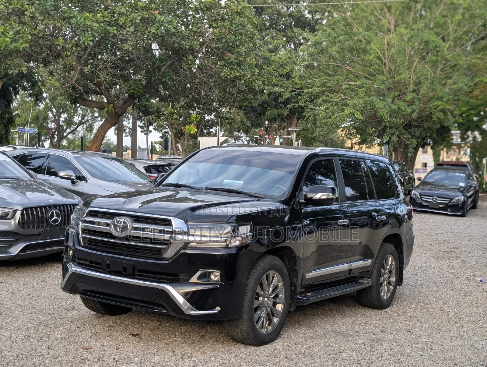 Toyota Land Cruiser 2016 Black