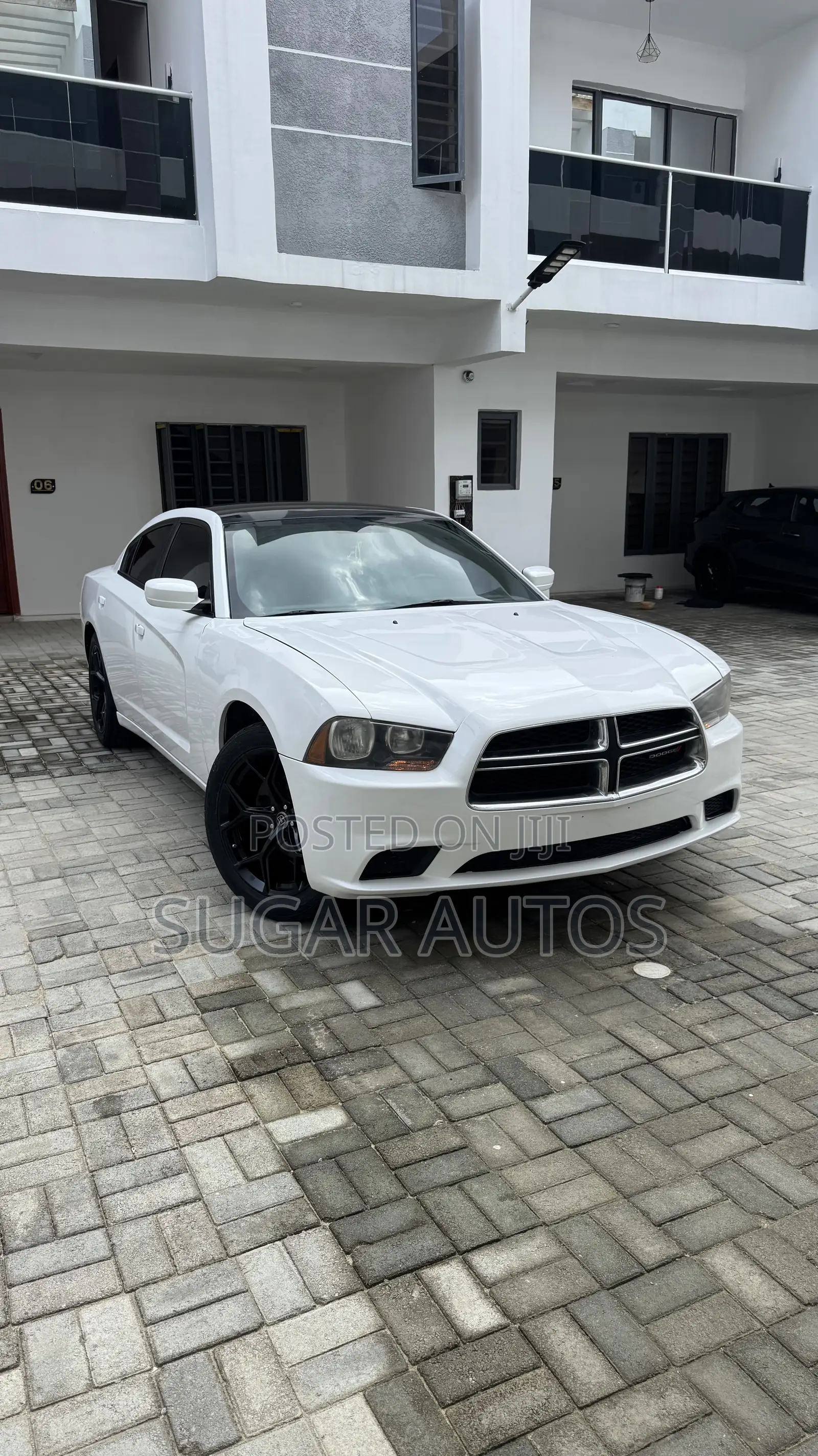 Dodge Charger SE 2013 White