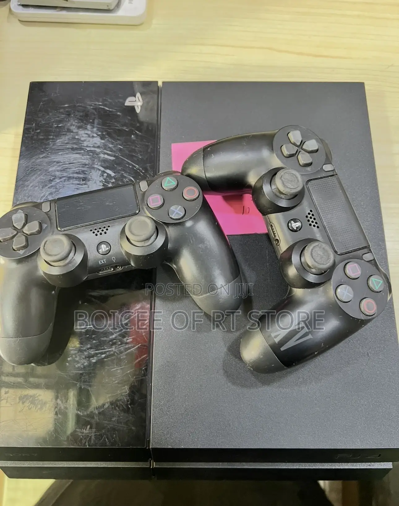 Ps4(Regular) With 2pads