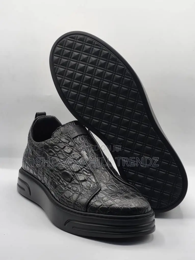 Rossi Premium Slip-on Sneakers – Luxury Comfort