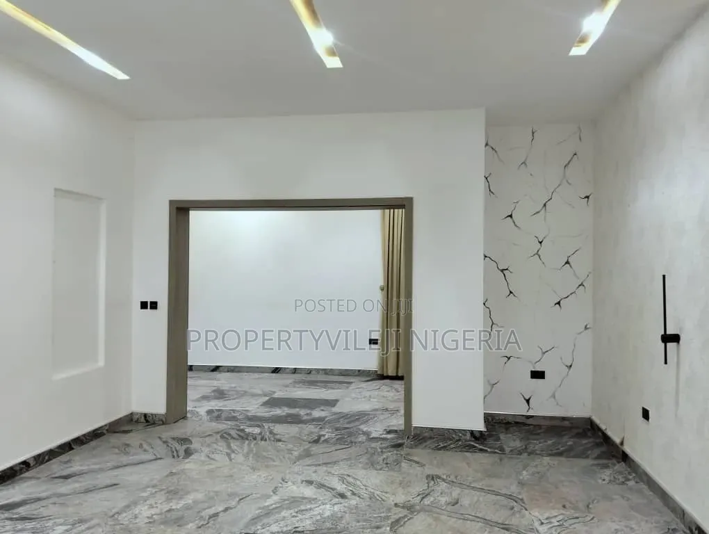 5bdrm Duplex in Guzape District for rent