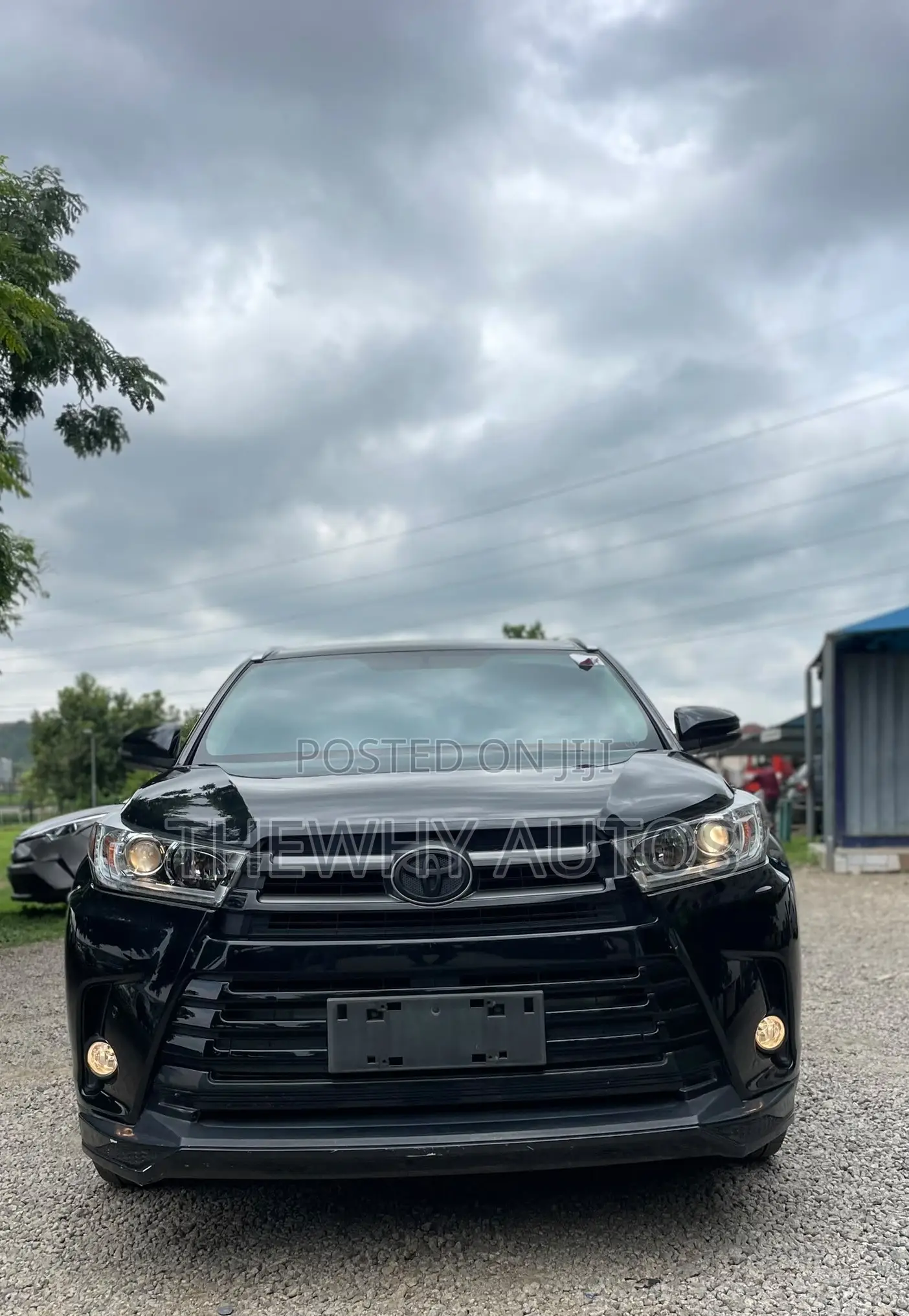 Toyota Highlander LE 2021 Black