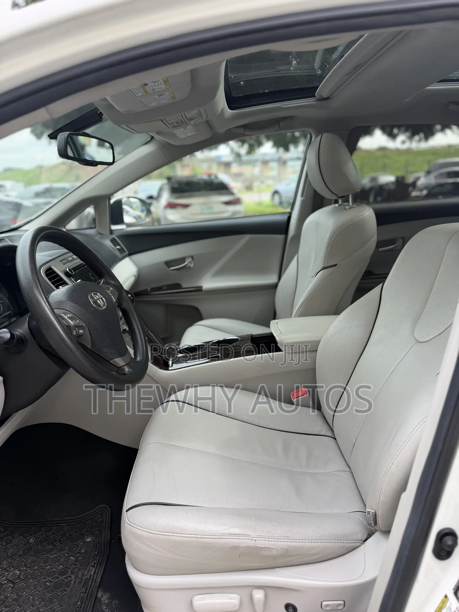 Toyota Venza AWD 2012 White