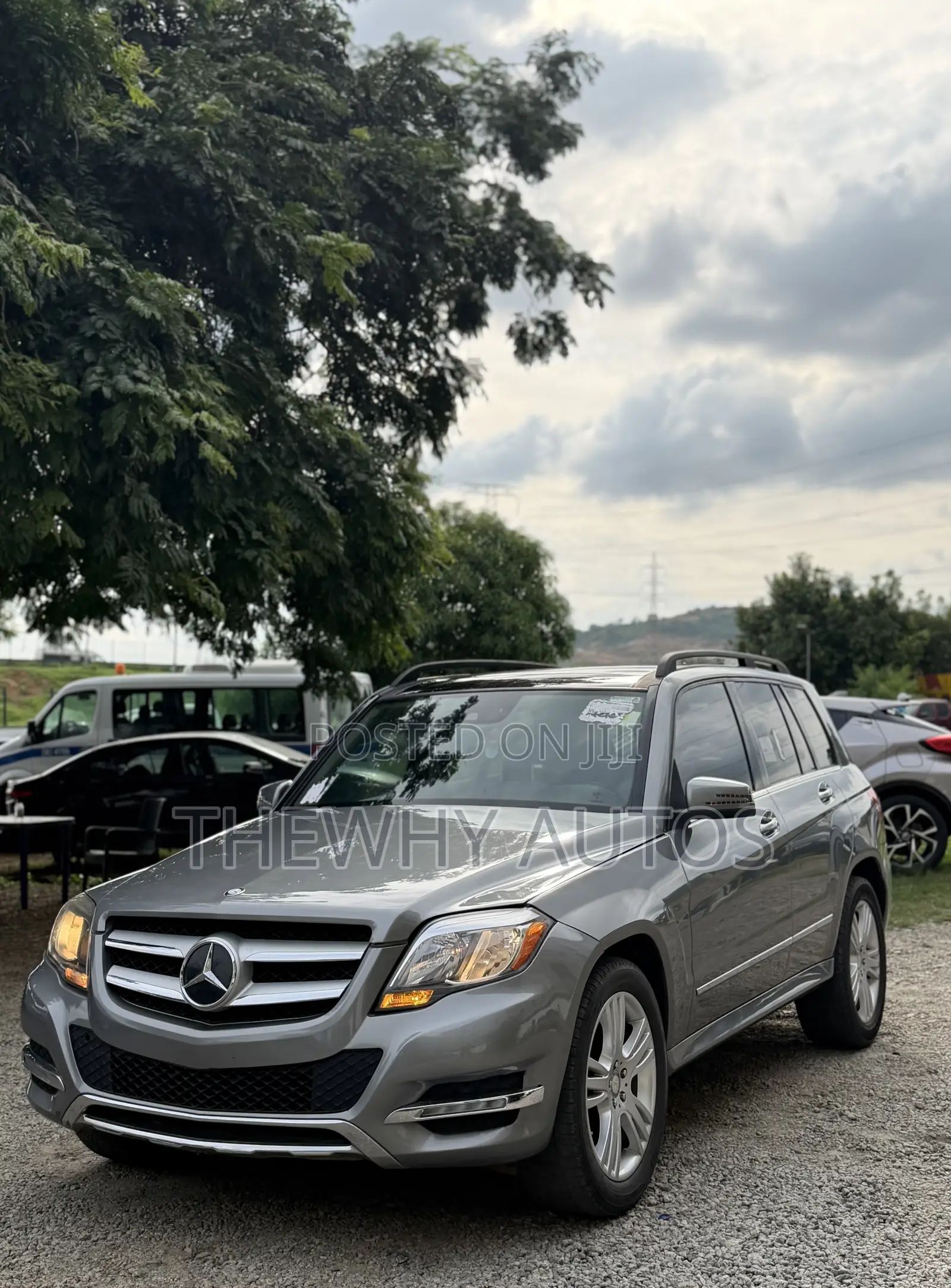 Mercedes-Benz GLK-Class Base GLK 350 4dr AWD 4MATIC (3.5L 6cyl 7A) 2015