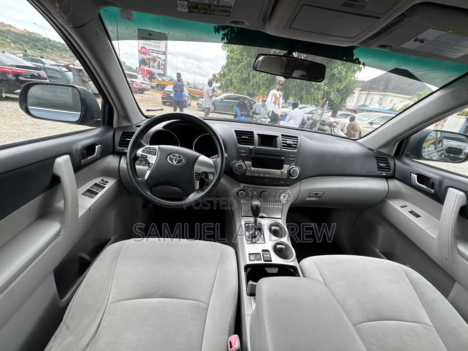 Toyota Highlander SE 2012 Blue