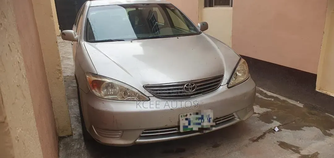 Toyota Camry 2006 Silver