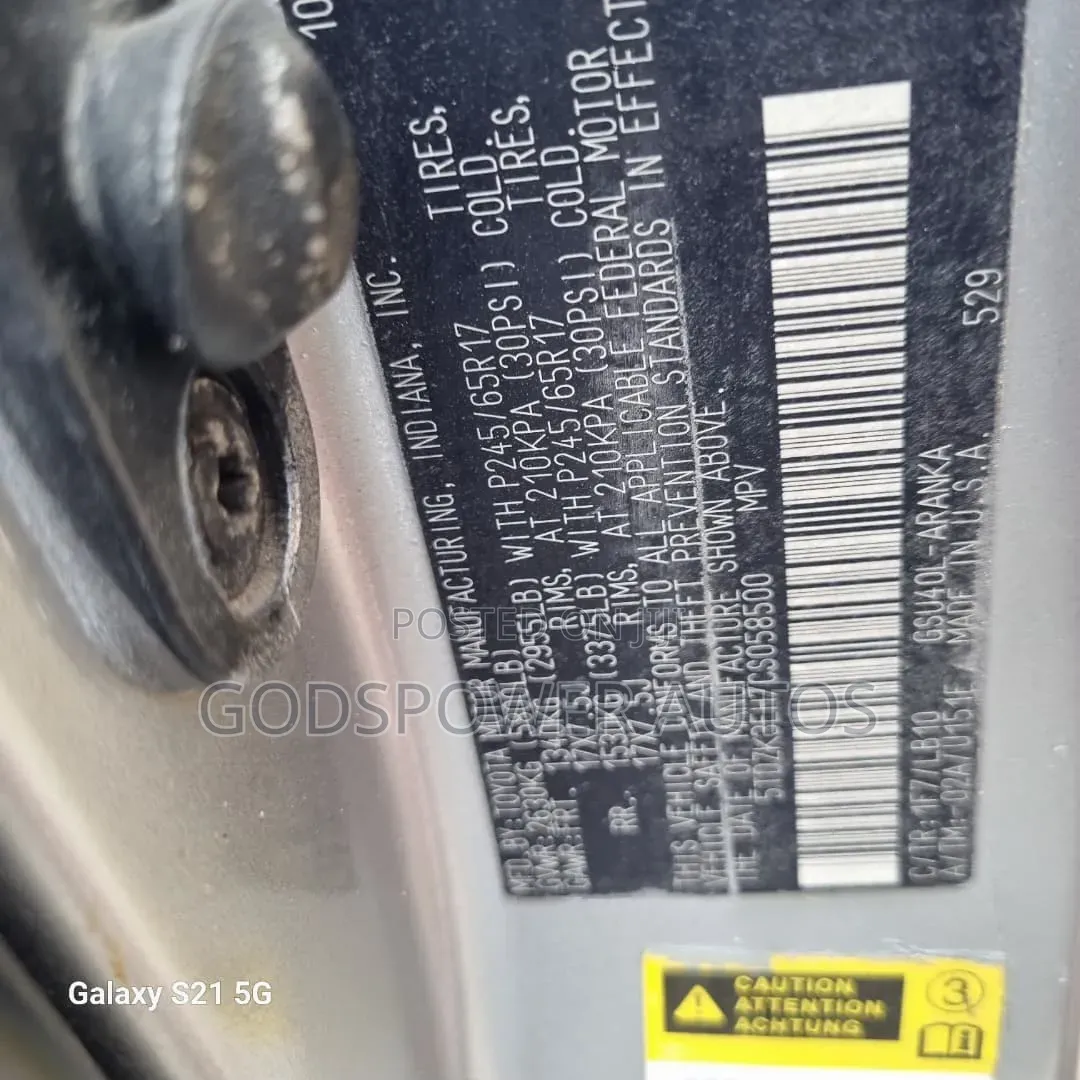 Toyota Highlander 2012 Silver