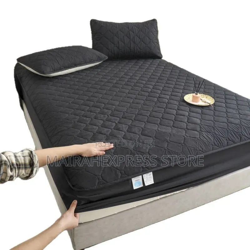 7 by 7 Waterproof Bedsheet Cover With 2 Pillow Case B3s