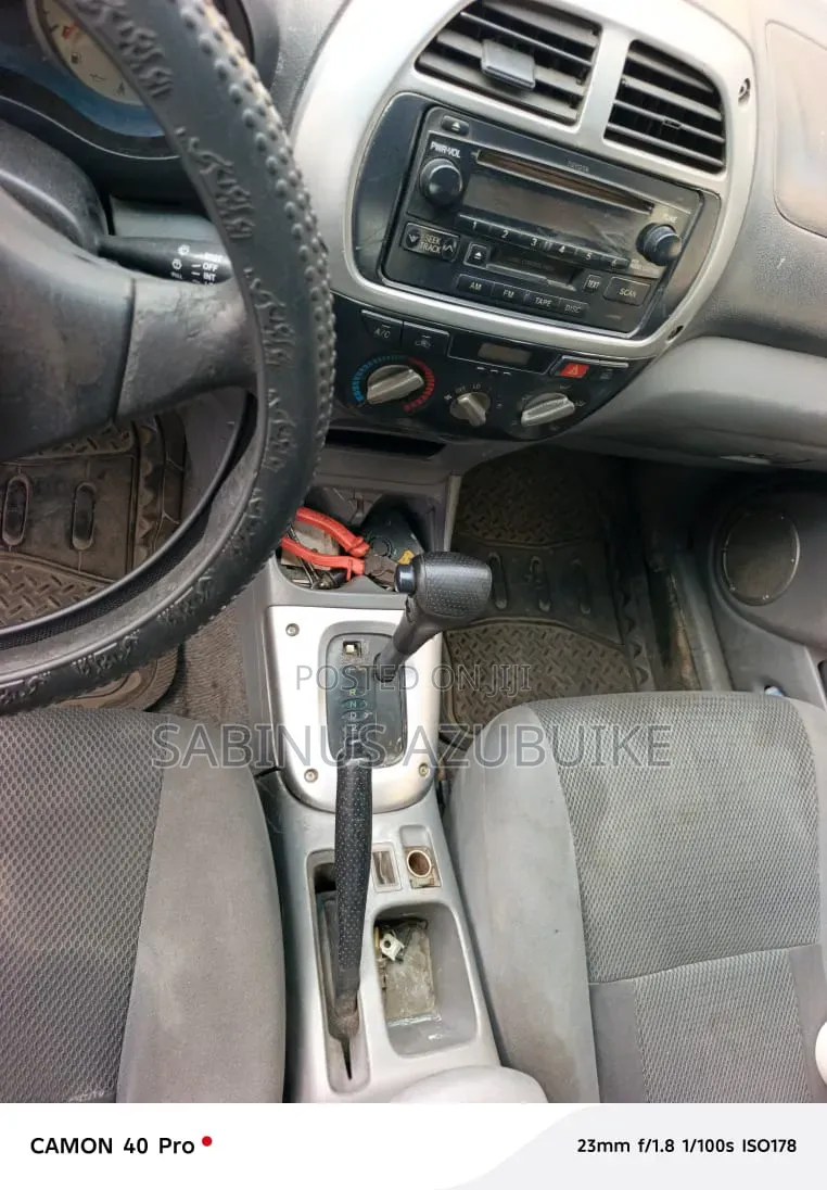 Toyota RAV4 2004 Blue