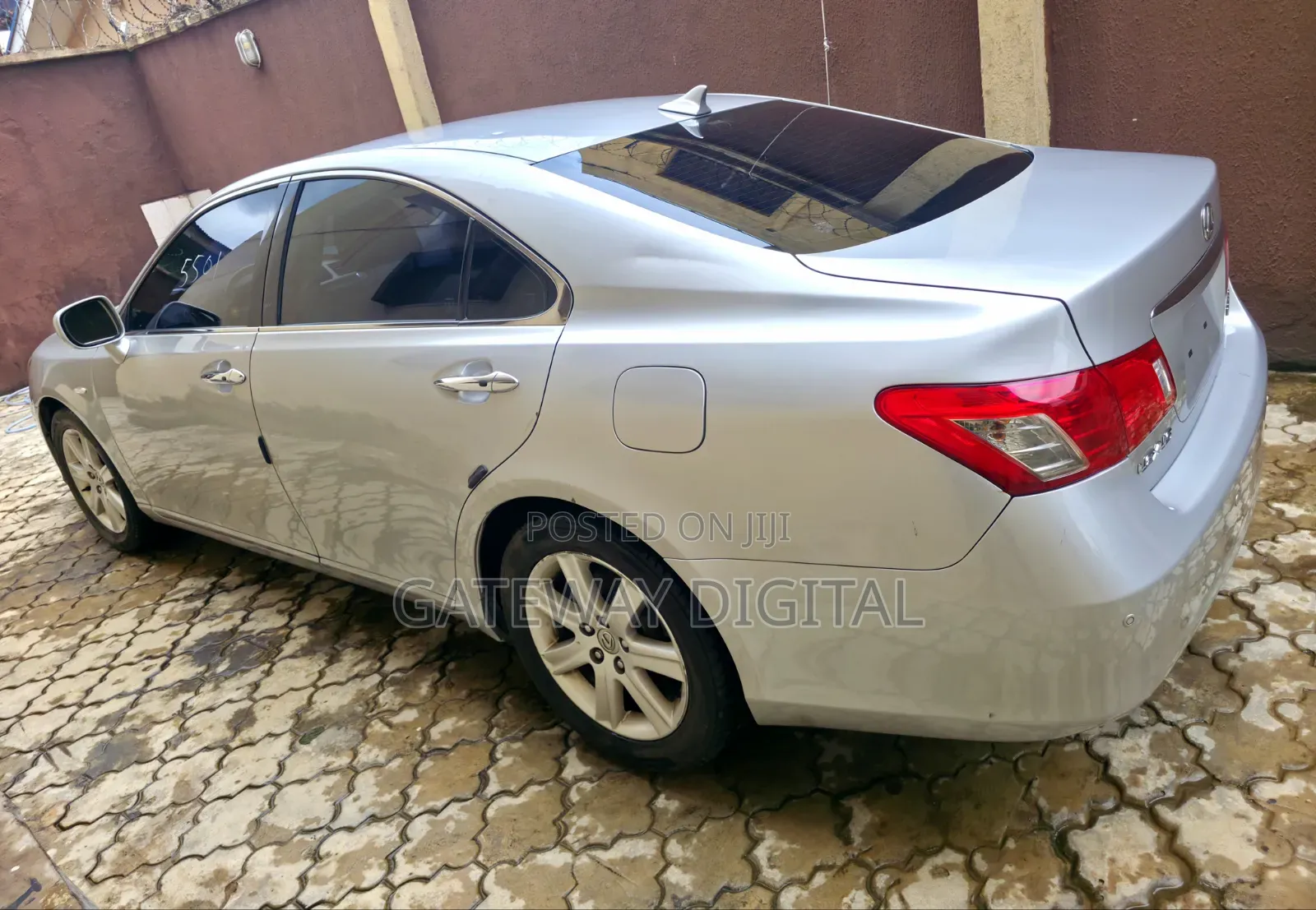 Lexus ES 350 2010 Silver