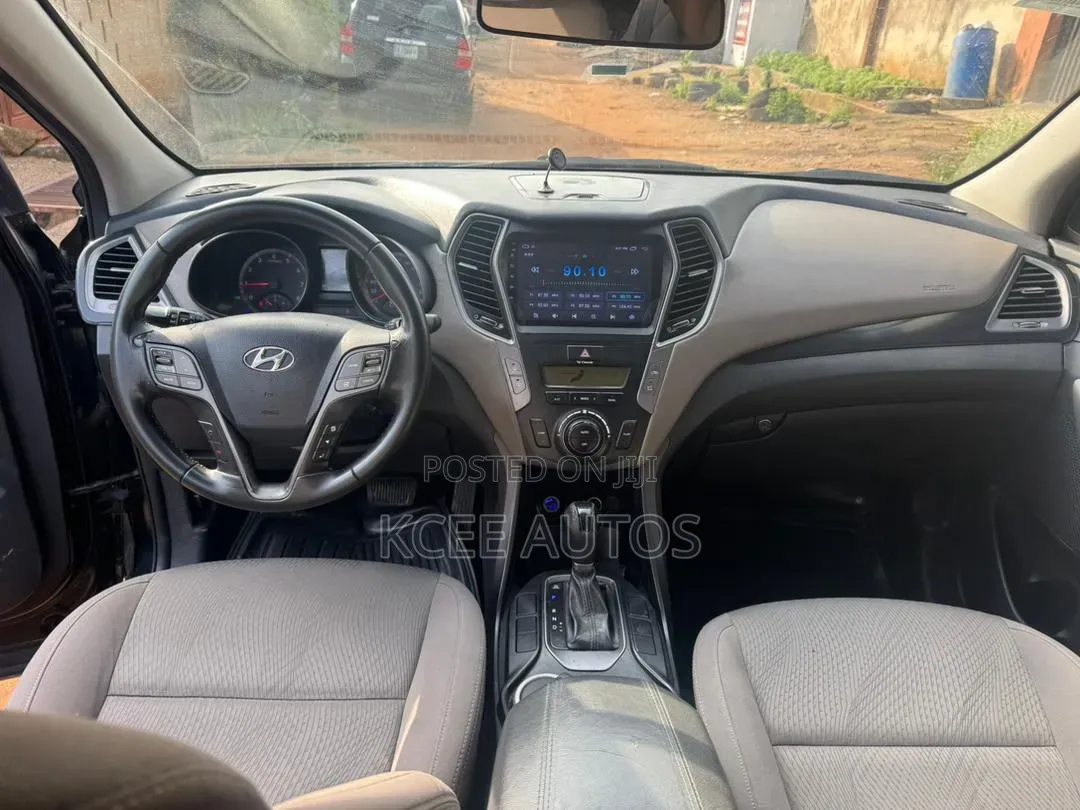Hyundai Santa Fe 2015 Black