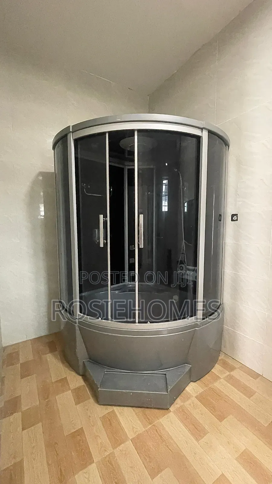 5bdrm Duplex in Ikota Gra for rent