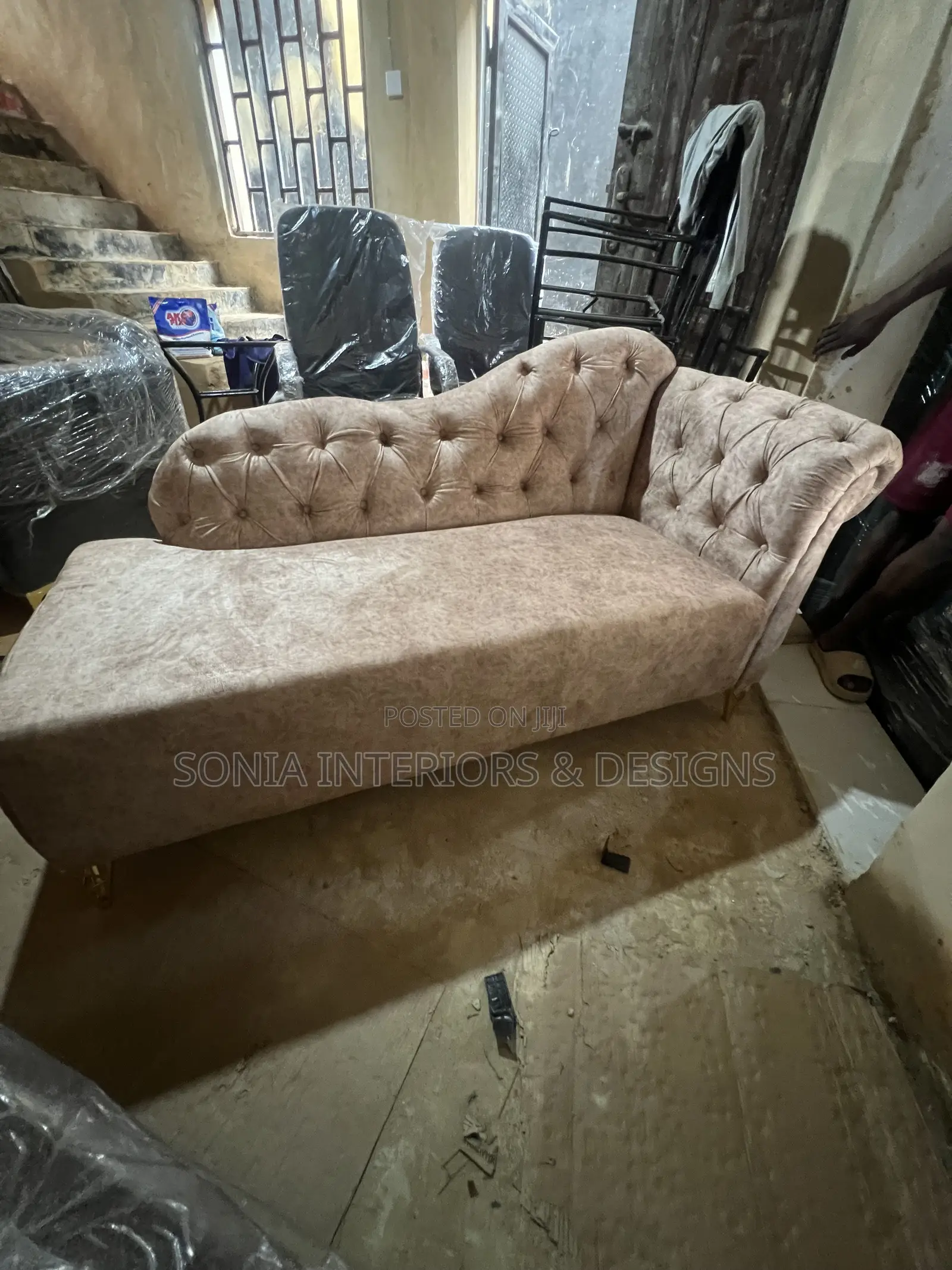 Chaise Lounge Sofa