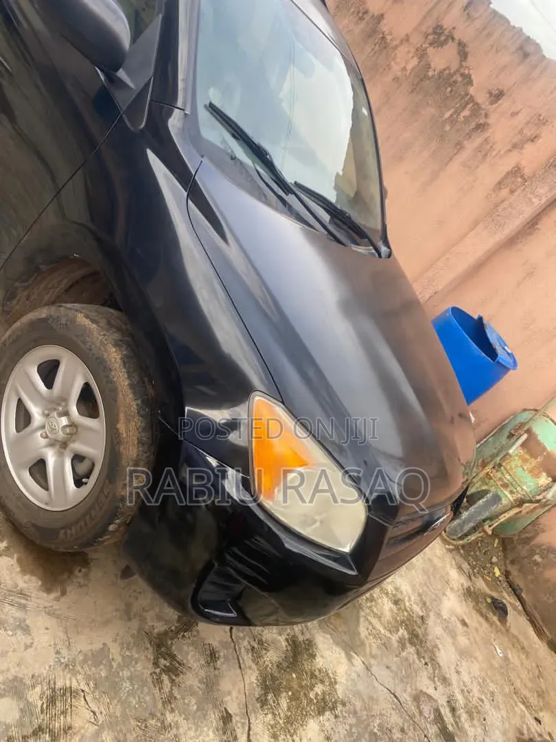 Toyota RAV4 2010 Black