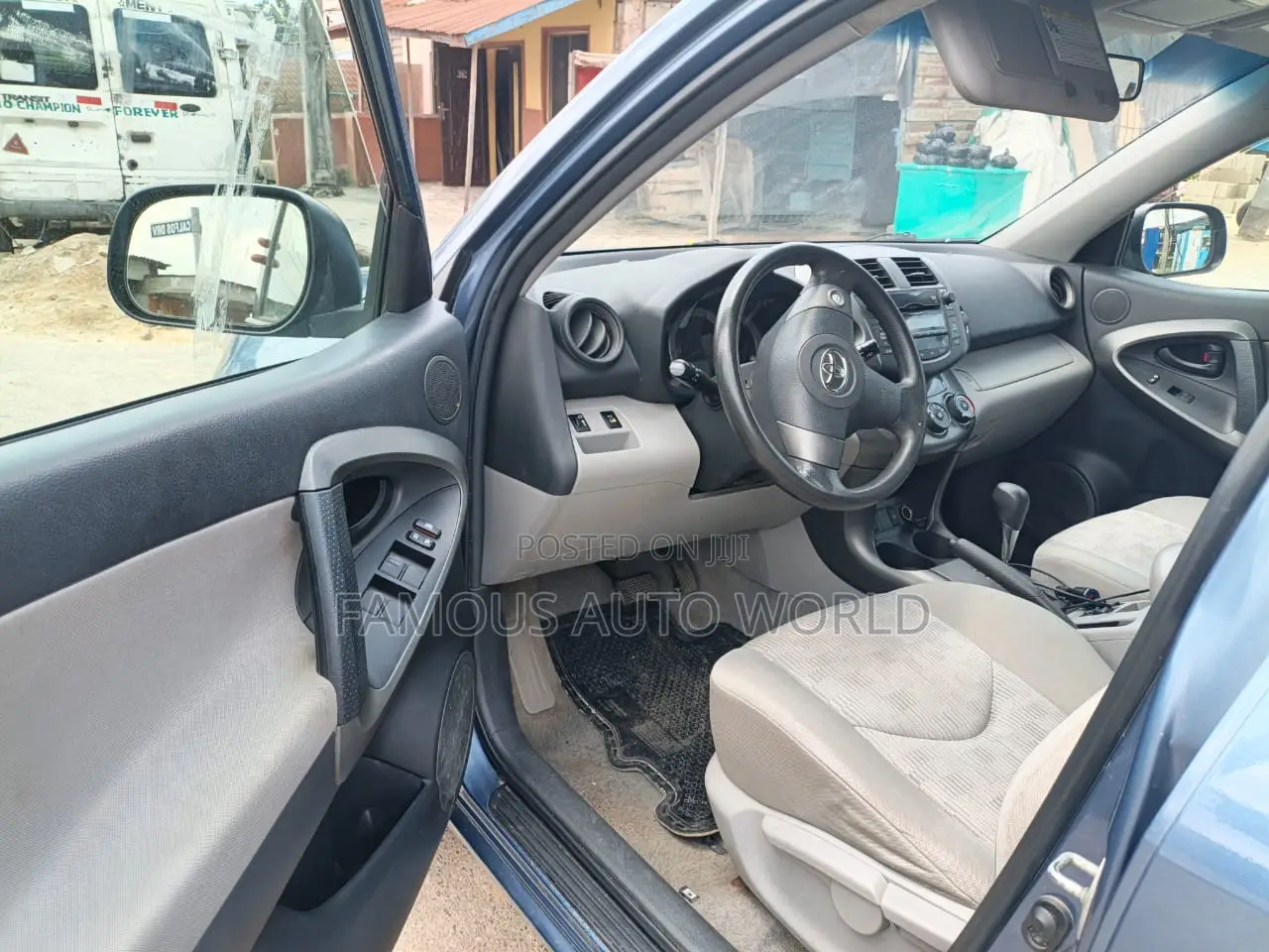 Toyota RAV4 3.5 2010 Blue