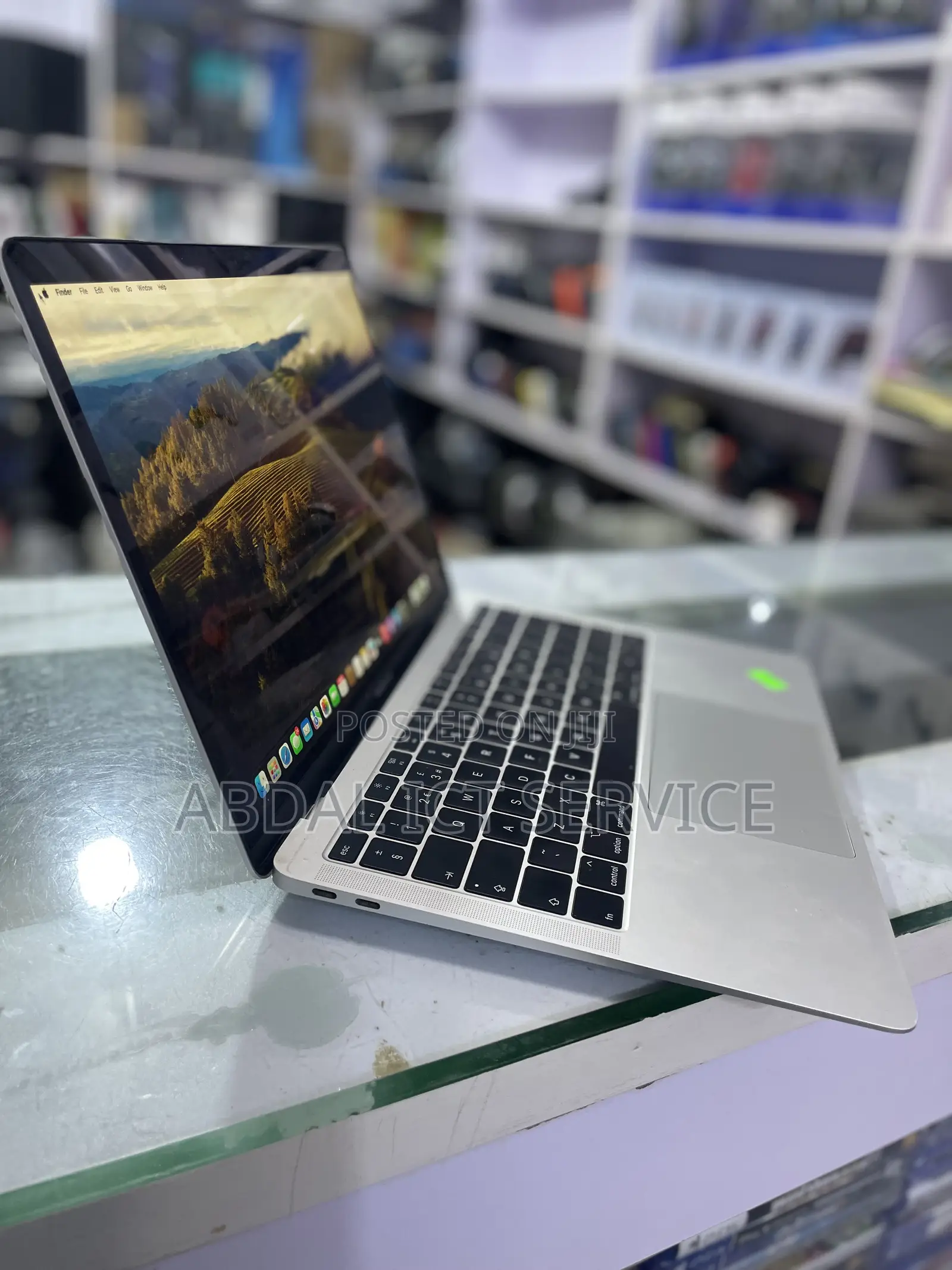 Laptop Apple MacBook Air 2018 8GB Intel Core i5 SSD 256GB