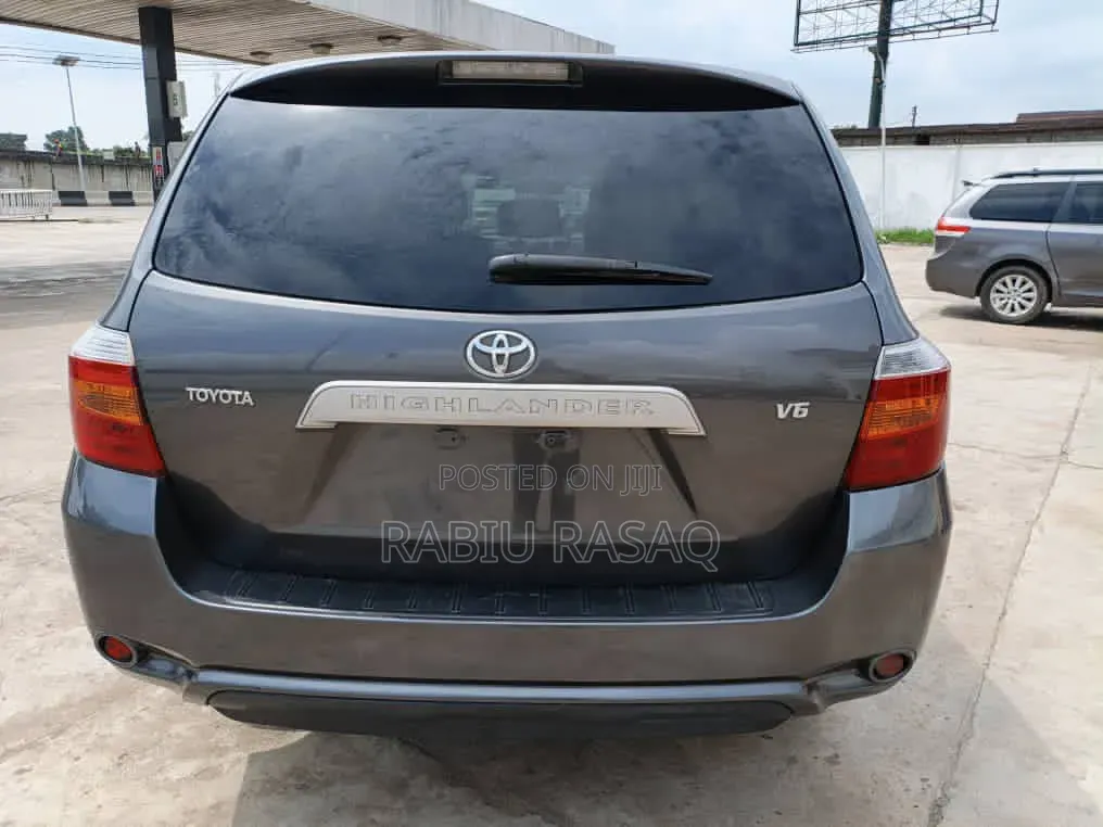 Toyota Highlander 2009 Gray