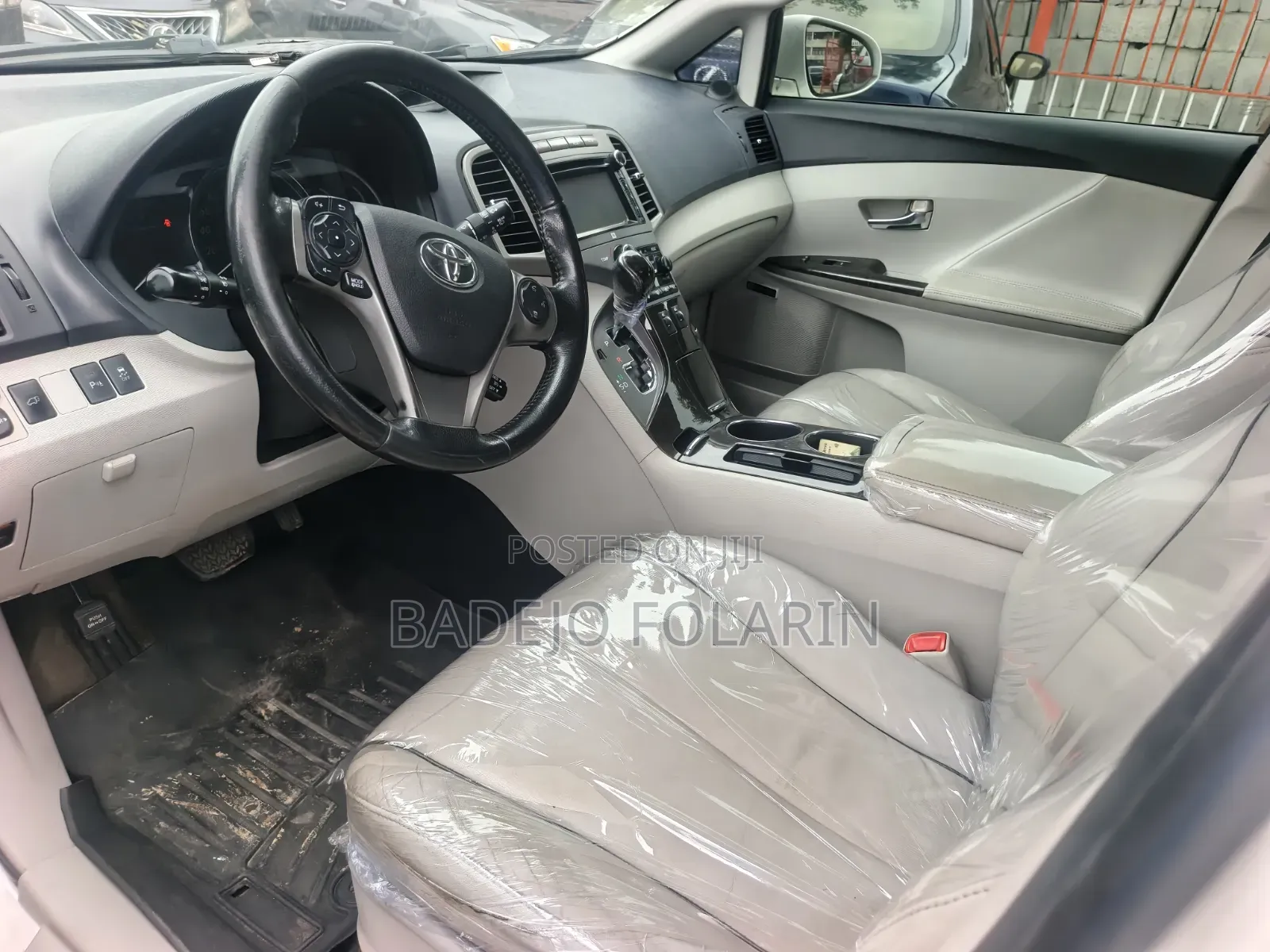 Toyota Venza XLE 4dr Wagon (3.5L 6cyl 6A) 2015 White