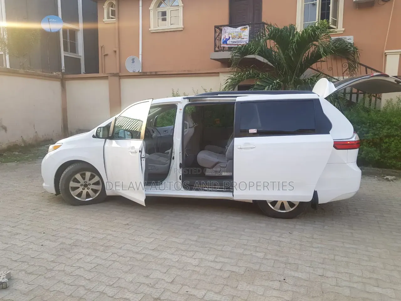 Toyota Sienna 2017 White