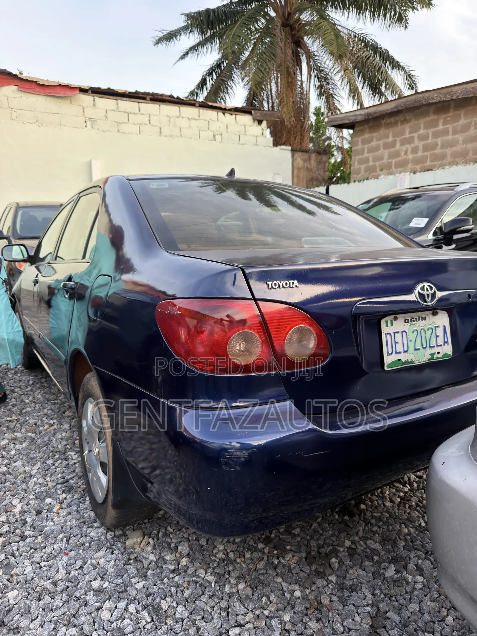 Toyota Corolla LE 2005 Blue