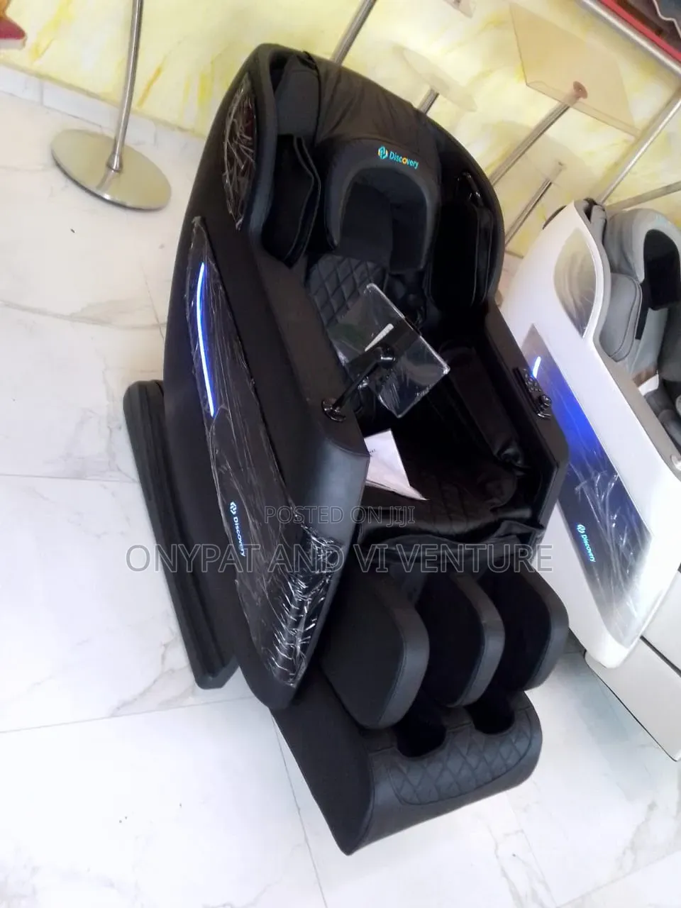 Quality Full Body Massaging Chair