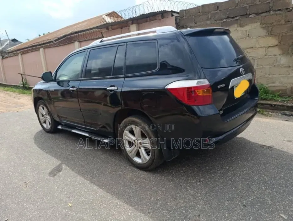Toyota Highlander Limited 2010 Black