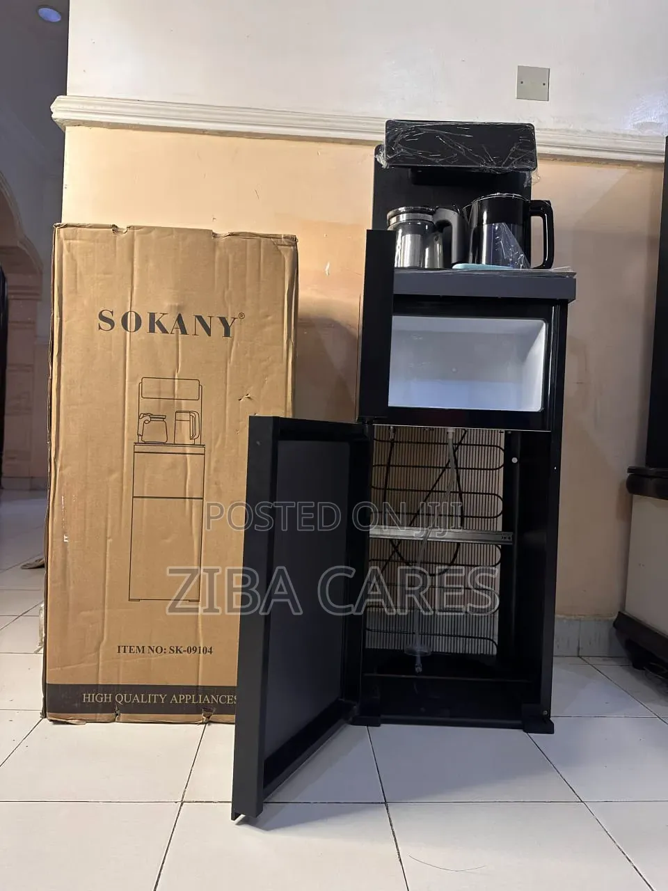 Hot and Cold Water Dispense With a Tea Bar ( Has a Compressor)