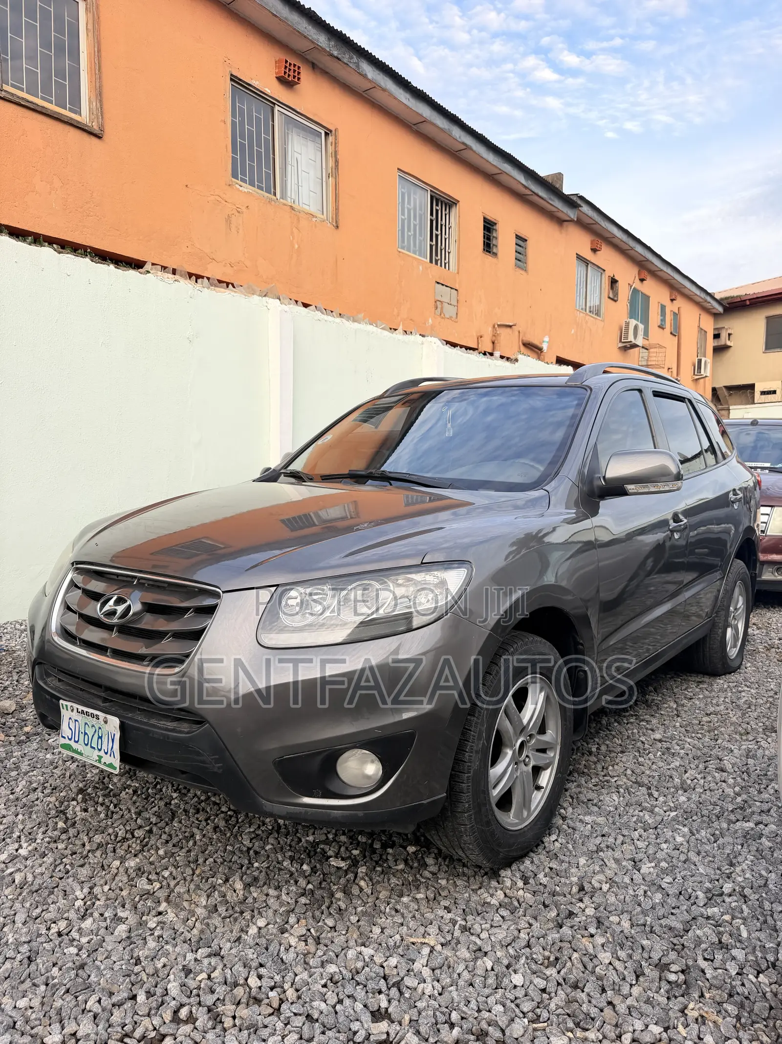 Hyundai Santa Fe Limited 2010 Gray