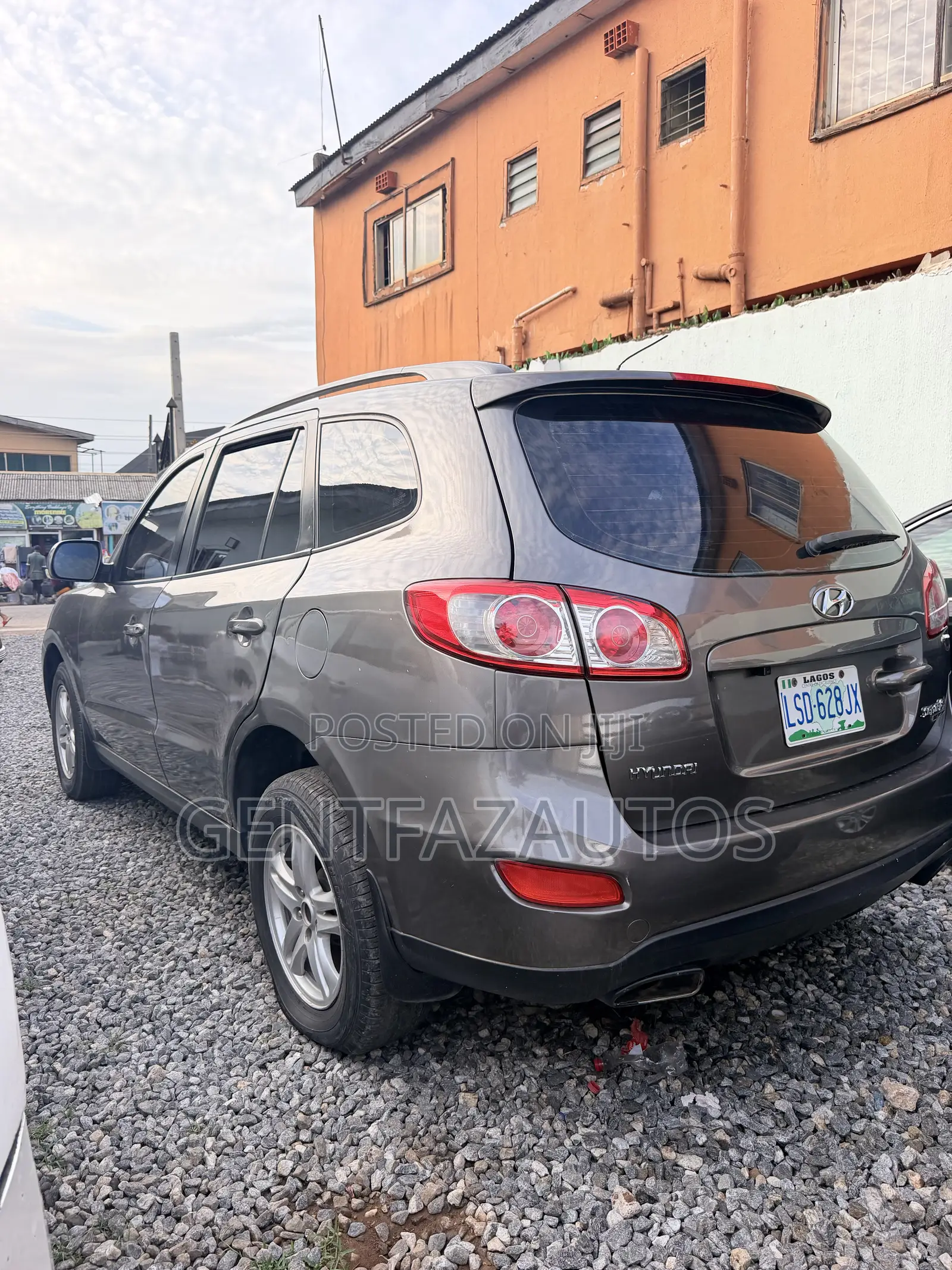 Hyundai Santa Fe Limited 2010 Gray
