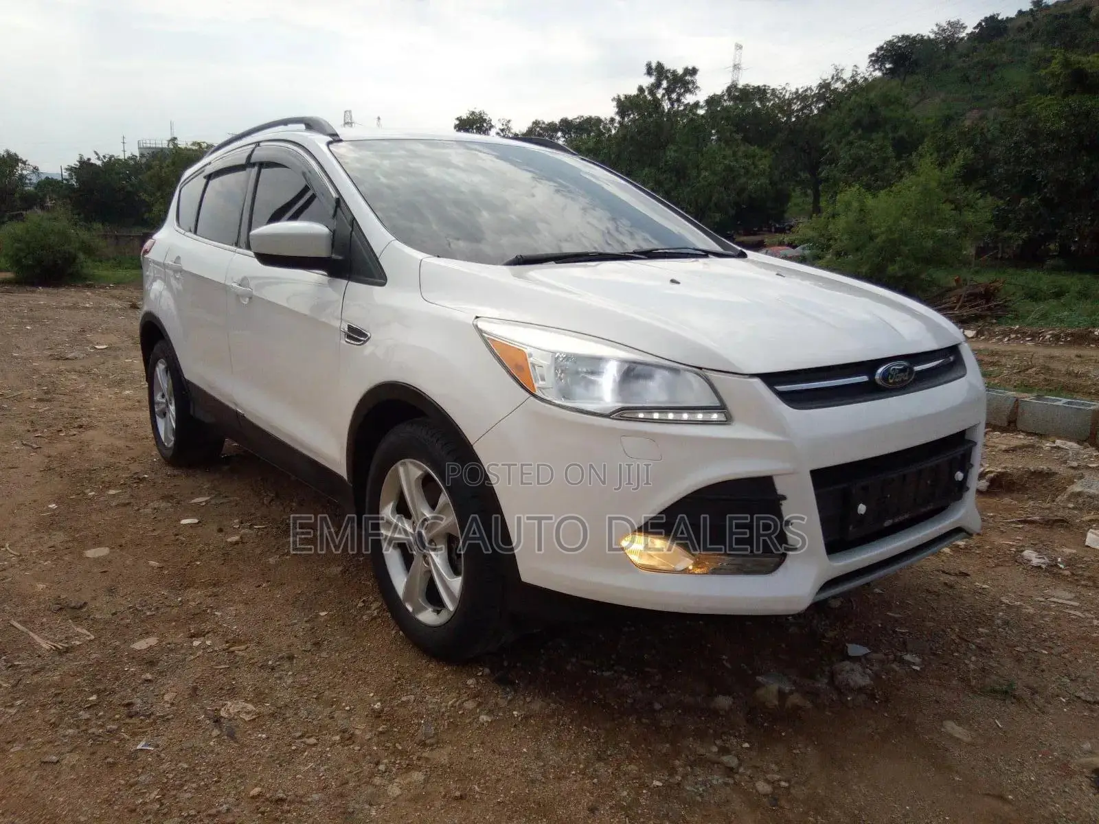 Ford Escape SE 4dr SUV AWD (1.6L 4cyl Turbo 6A) 2014 White